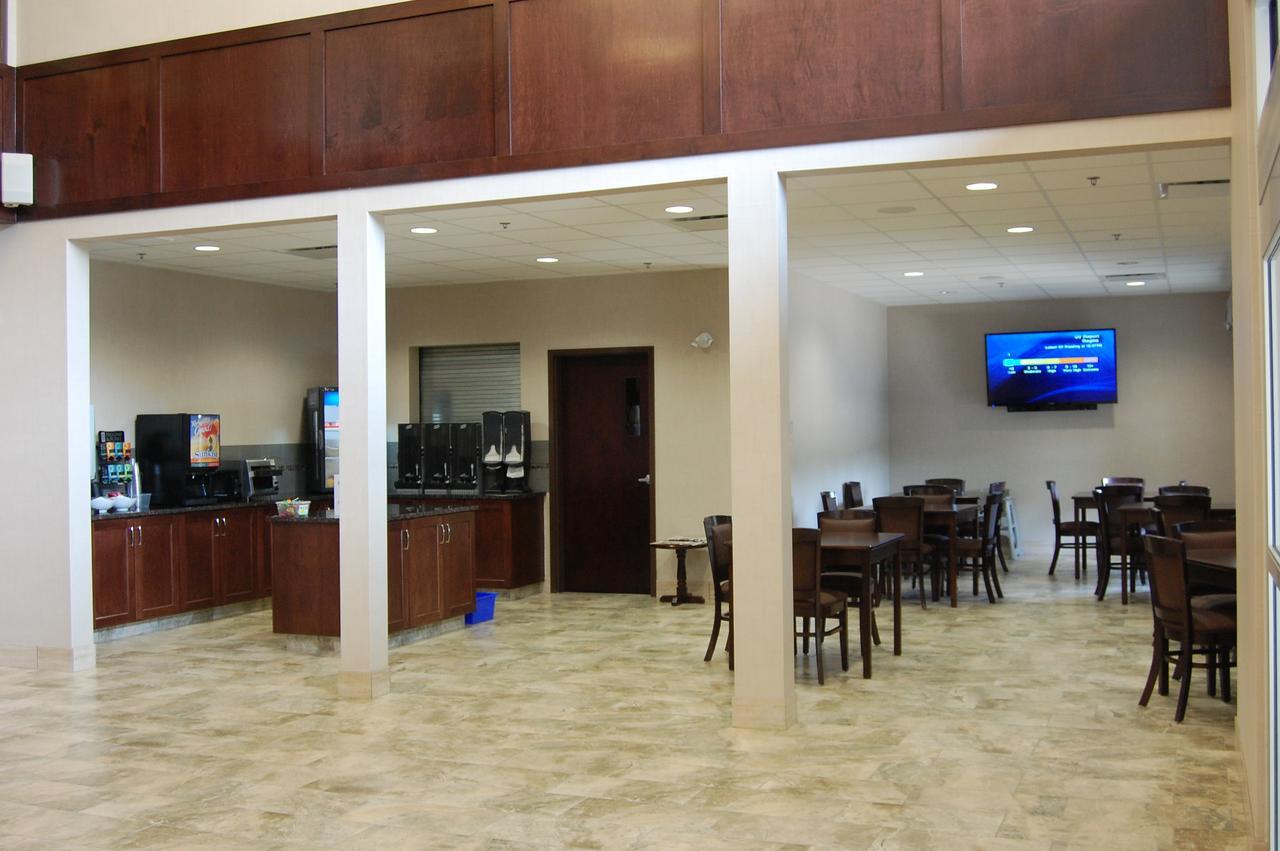 Cobble Creek Lodge Maple Creek Ngoại thất bức ảnh